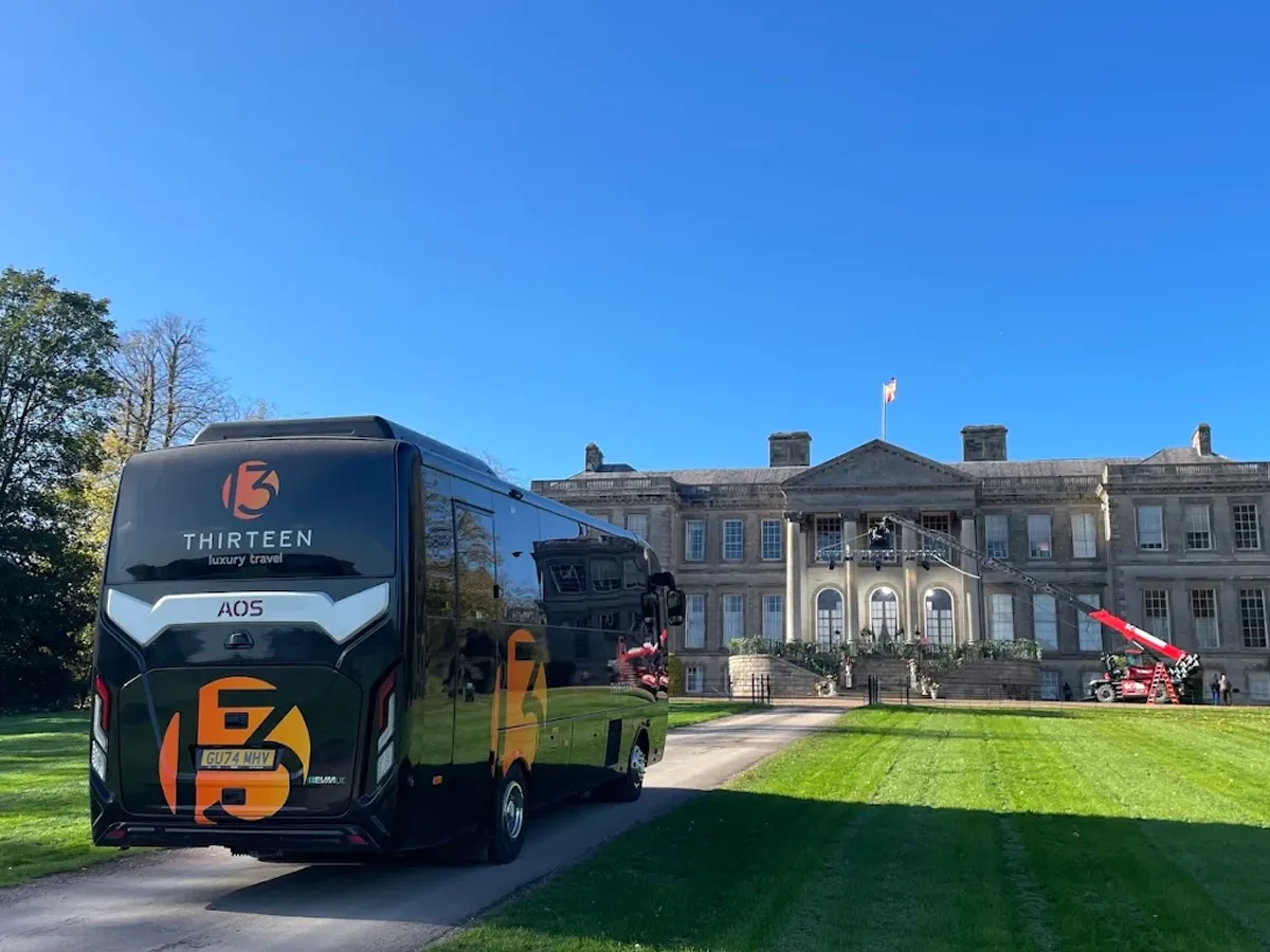 13 travel coaches