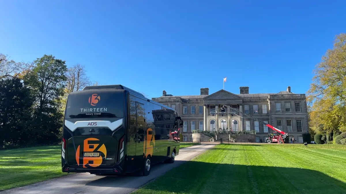 13 travel coaches