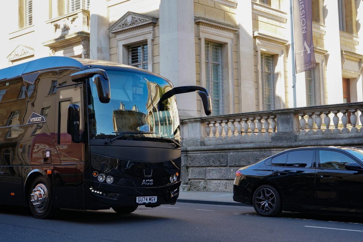 Minibus Mini Coach Hire in Coventey